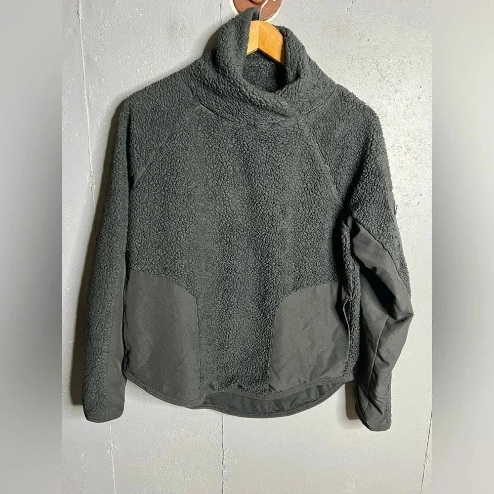 Nike Women's Sherpa Black Cowel Neck Long Sleeve Sweatshirt Size Small